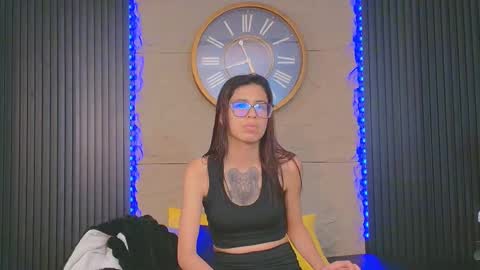 Emily online show from April 19, 9:17 pm