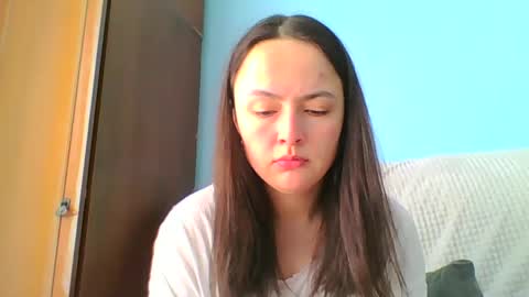 emily_morning_dew online show from March 11, 8:09 am