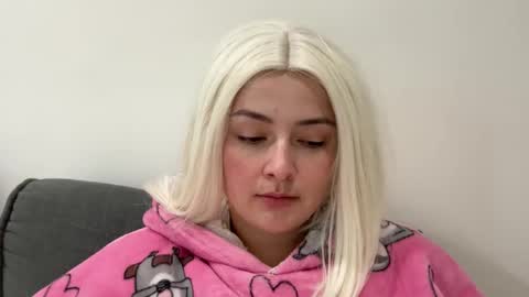 emily_morning_dew online show from December 1, 11:59 am