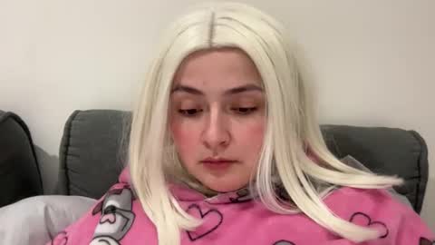 emily_morning_dew online show from January 14, 8:14 pm