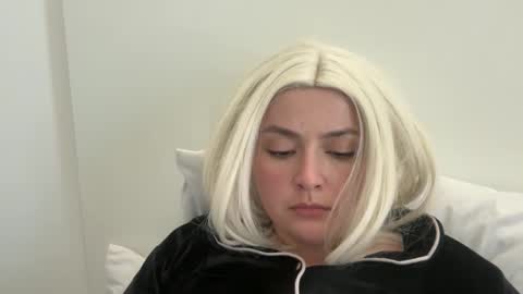 emily_morning_dew online show from February 28, 2:18 pm