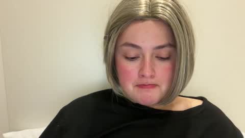 emily_morning_dew online show from April 22, 7:26 pm