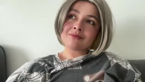 emily_morning_dew online show from July 10, 9:34 am