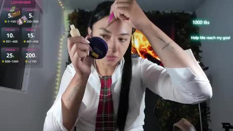 emily_palmeer online show from April 26, 9:18 am