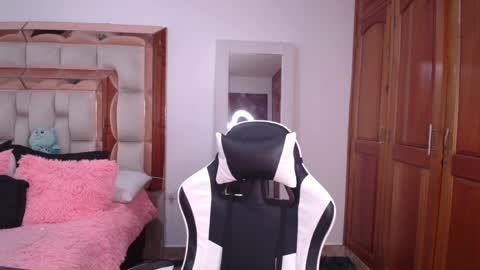 emily online show from April 11, 9:19 pm