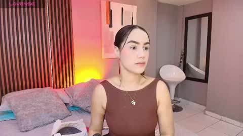 Emily  online show from October 1, 1:06 pm