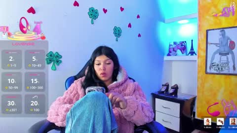 Snapshot of emily_rosse04 chatting on March 31, 11:54 am online show from March 31, 11:54 am