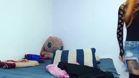 Snapshot of emily_rousxxx chatting on October 31, 9:38 pm Emily IGEmmily Baussa online show from October 31, 9:38 pm