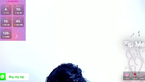 Snapshot of emily_sexy3 chatting on January 29, 2:32 pm Emily online show from January 29, 2:32 pm