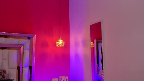 Snapshot of emily_sexy3 chatting on September 11, 11:32 am Emily online show from September 11, 11:32 am