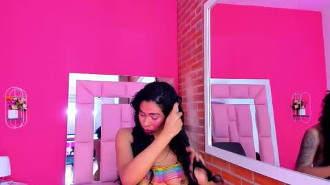 Snapshot of emily_sexy3 chatting on September 24, 11:35 am Emily online show from September 24, 11:35 am