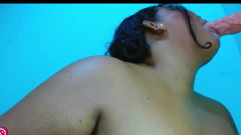 Snapshot of emily_sweet_23 chatting on January 14, 1:58 am Liss online show from January 14, 1:58 am