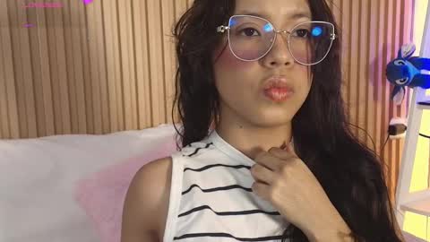 Emily online show from February 25, 12:15 pm