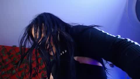 Emily Trujillo online show from November 15, 6:04 pm