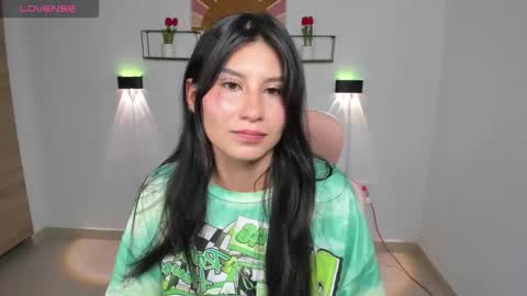 Emi online show from February 5, 9:30 pm