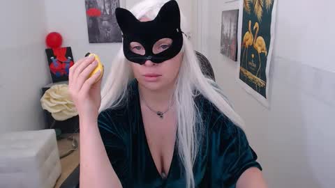 Emily online show from February 13, 10:12 am