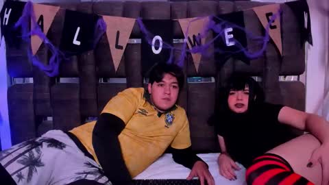 Snapshot of emilyandrew_ chatting on October 31, 5:41 am Amily Andrew online show from October 31, 5:41 am