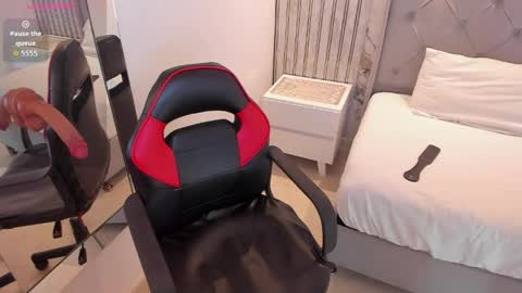  E M Y L Y  online show from April 22, 1:01 pm