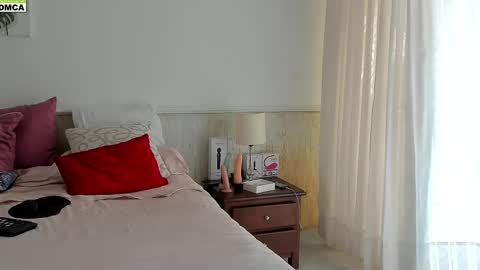 Snapshot of emilyboobs_ chatting on February 18, 2:38 pm Emily online show from February 18, 2:38 pm