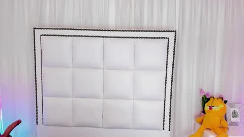  EMILY  online show from November 23, 8:58 am