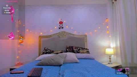 Emily online show from December 30, 1:58 pm