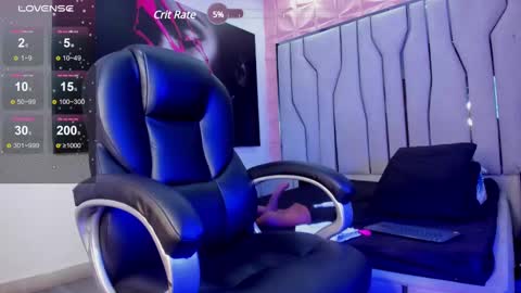 emilycat_777 online show from January 19, 6:53 am