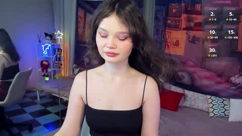 Emilyhaves online show from December 16, 6:07 am