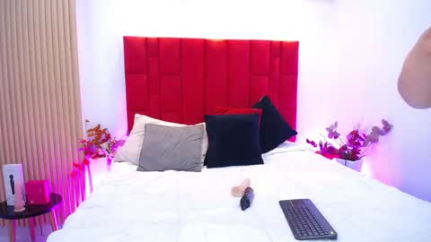 EMILY  online show from April 22, 8:43 pm