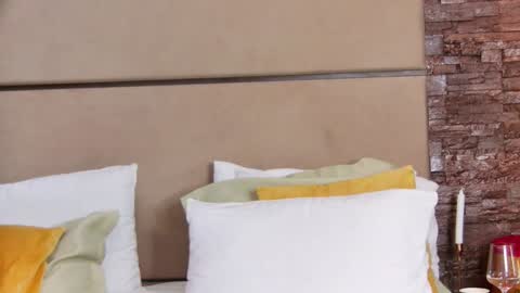 Emily online show from January 9, 11:14 am