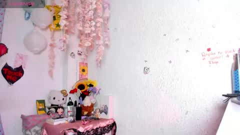 Snapshot of emilycollei chatting on July 21, 10:39 am Emily online show from July 21, 10:39 am