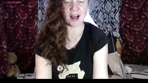 EmilyDoth online show from October 14, 3:51 am