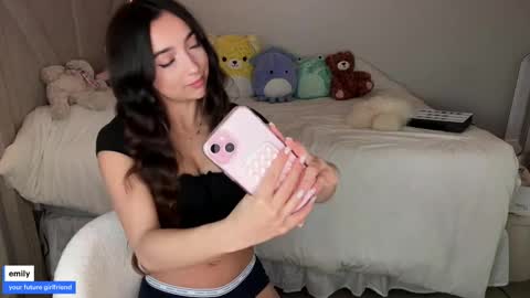 Snapshot of emilyfawn chatting on September 19, 4:03 am emilyfawn online show from September 19, 4:03 am