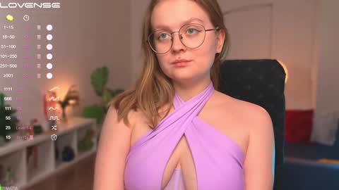 Emily  online show from January 18, 2:55 pm