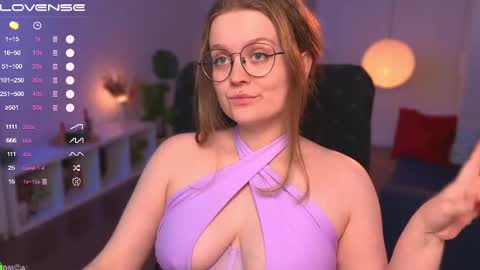 Emily  online show from February 20, 12:36 pm