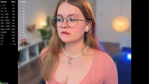 Emily  online show from February 3, 12:43 pm