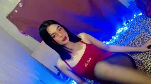 ariane online show from January 3, 12:00 am