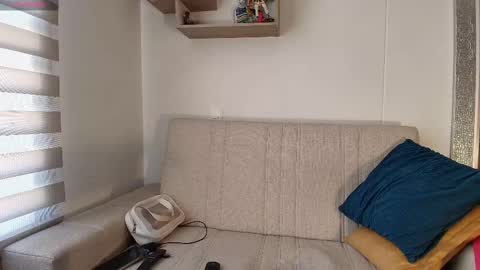 Snapshot of emilyguss chatting on October 1, 2:34 pm Emily online show from October 1, 2:34 pm