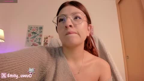 Snapshot of emilyincb1 chatting on May 13, 1:58 am first stream May 5 ig online show from May 13, 1:58 am