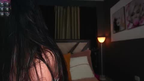 Emily Jhonson online show from November 16, 1:39 pm