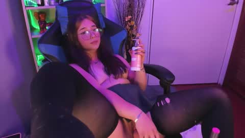 VALEEEN online show from February 25, 7:03 pm