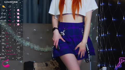 Snapshot of emilykents chatting on December 31, 1:26 am EmilyKents online show from December 31, 1:26 am