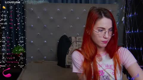 Snapshot of emilykents chatting on January 7, 7:31 am EmilyKents online show from January 7, 7:31 am