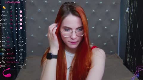 Snapshot of emilykents chatting on January 31, 8:11 am EmilyKents online show from January 31, 8:11 am