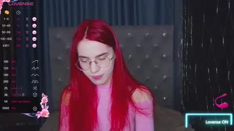 Snapshot of emilykents chatting on September 15, 1:49 am EmilyKents online show from September 15, 1:49 am