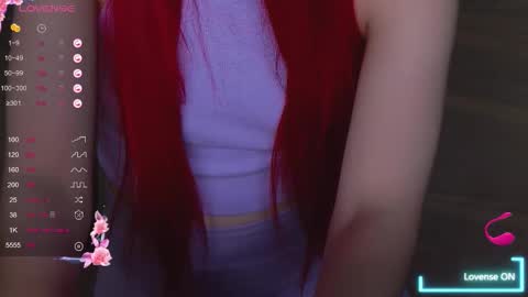 Snapshot of emilykents chatting on September 17, 12:23 am EmilyKents online show from September 17, 12:23 am