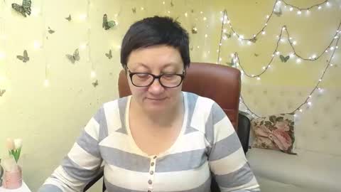 Emily online show from March 17, 6:33 pm