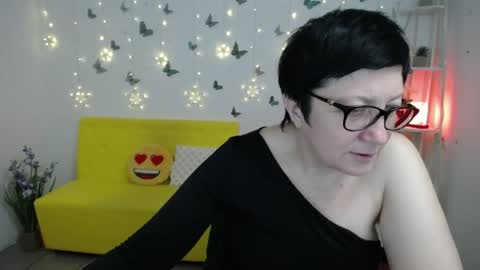 Emily online show from April 22, 5:25 pm