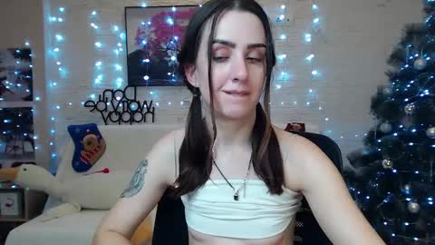 Emyli online show from December 13, 4:22 am