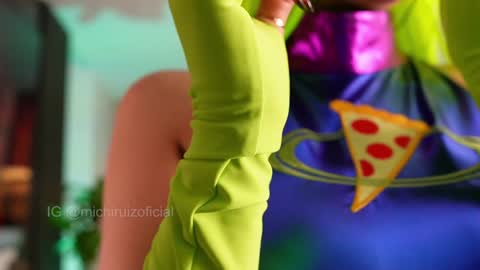 emmy i see you 6pm online show from October 24, 4:09 am