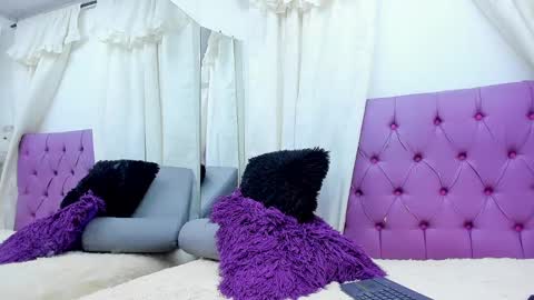 Emily online show from December 29, 5:31 am